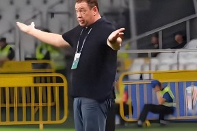 爱游戏官网-德国杯国际比赛日再迎强敌，成都蓉城调整名单，主帅态度：引发热议，赛程密集仍需轮换(成都蓉城中超最新消息新闻)