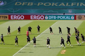 爱游戏官方-追梦格林讲对于努尔基奇的犯规